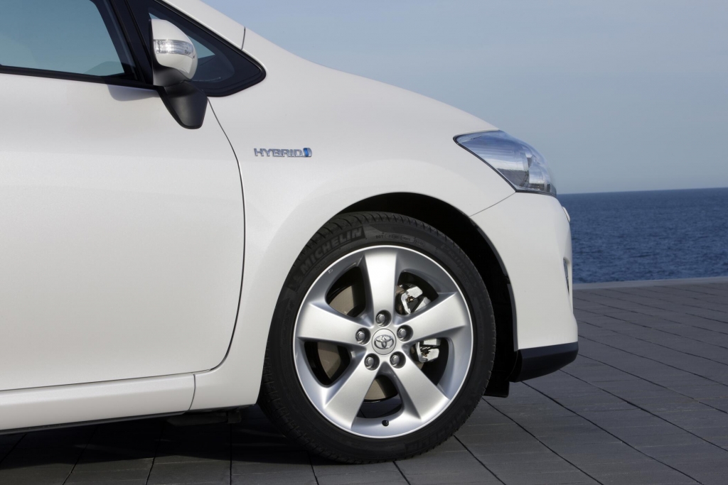 Toyota Auris Hybrid: Öko-Antrieb für die Massen 