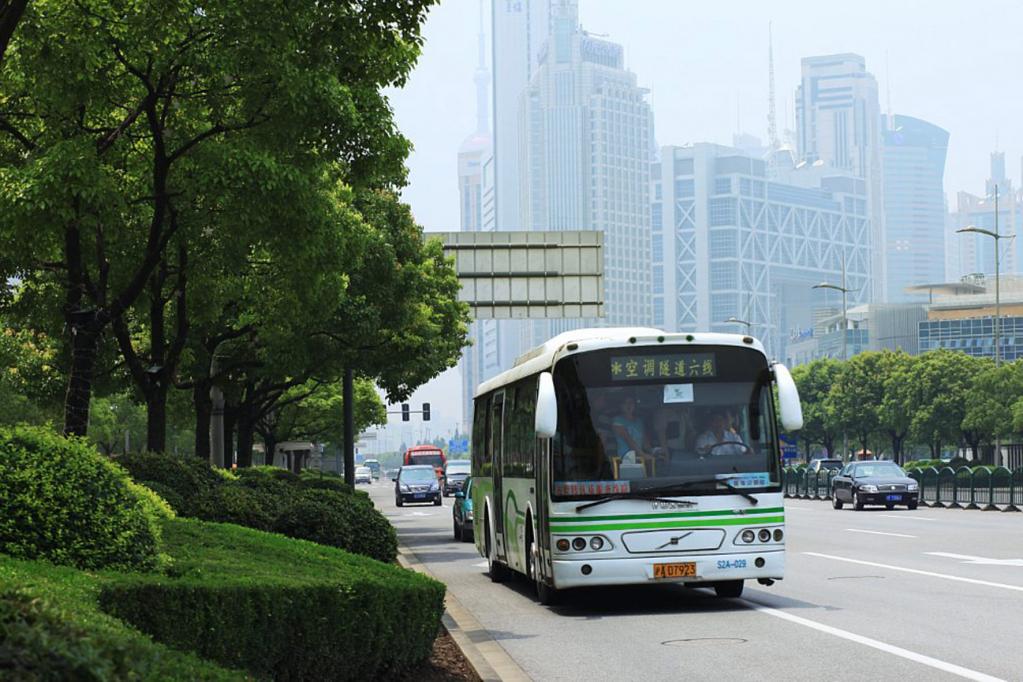 Umweltfreundliche Busse auf der Expo in Schanghai 