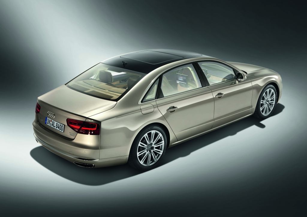 Unerreichbar - Der Audi A8 L W12 quattro