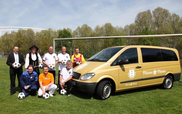 Vier Handwerkerteams spielen gegen Mercedes-Benz-Allstars