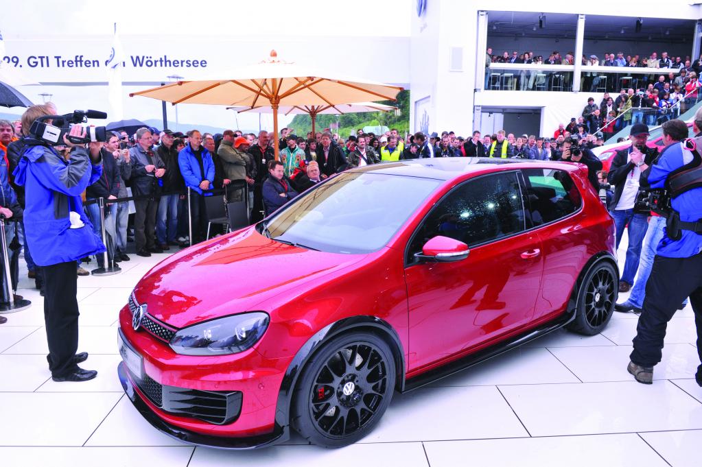 Volkswagen Golf GTI Excessive.