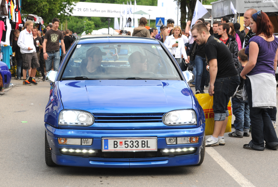 Wörthersee 2010: Der See rief, Fans und Girls kamen