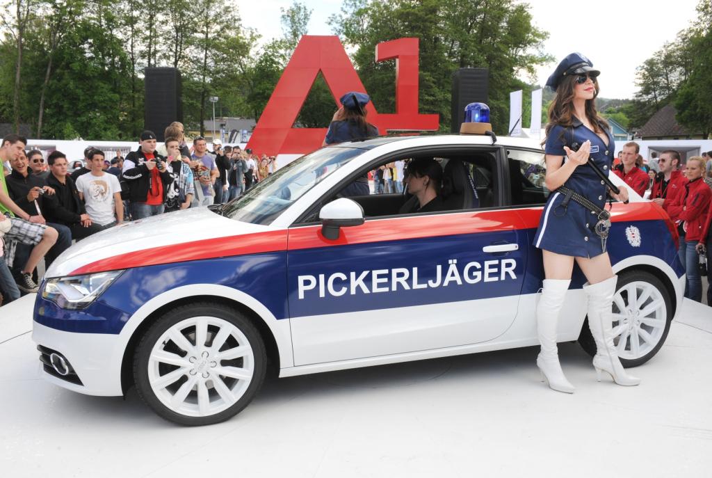 Wörtherseetour 2010: Mit dabei der Pickerljäger, Wasserwacht und Follow me