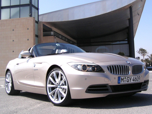 Wenn Frauen (Männer-)Autos entwerfen: BMW- Designerin Verena Kloos im auto.de-Gespräch