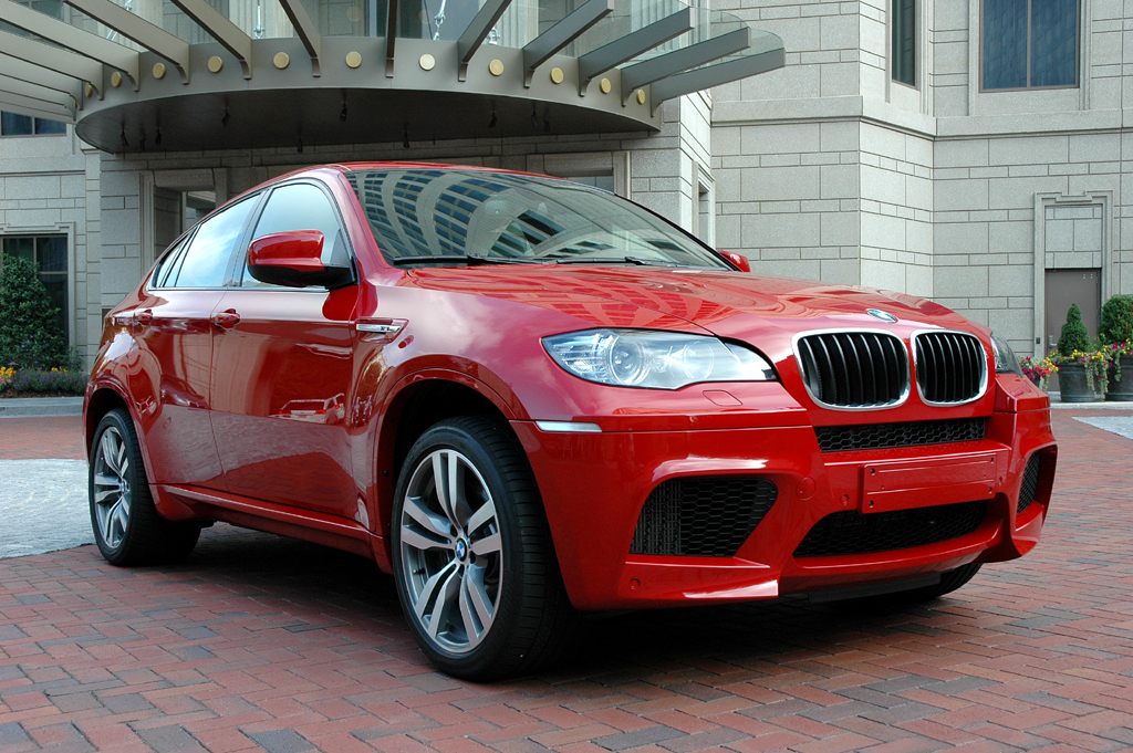 Wenn Frauen (Männer-)Autos entwerfen: Neuer M-BMW X6. 