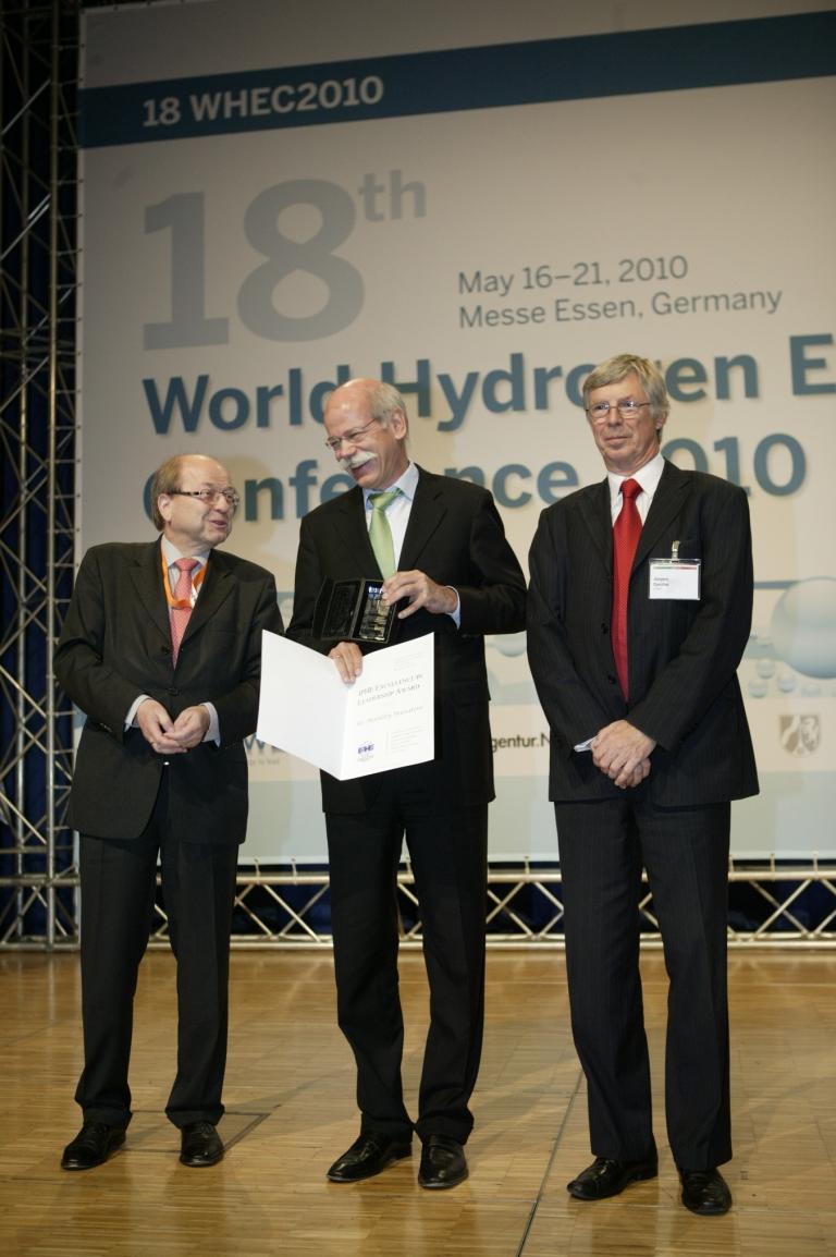 Zetsche: Wasserstoff-Technologie ist marktreif