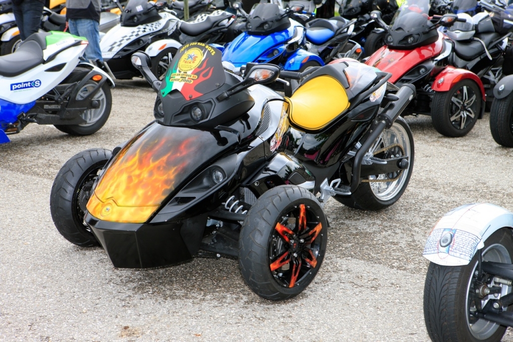 Zum ersten europäischen Treffen in Gunskirchen kamen 325 Can-Am Spyder.