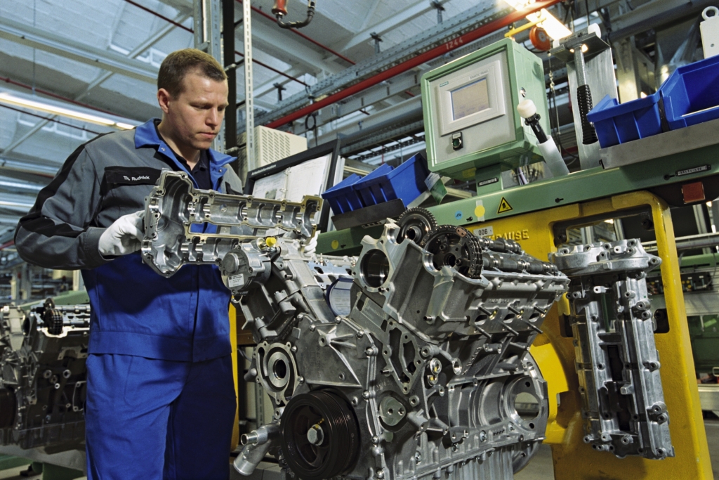  Mercedes-Benz feiert eine Million V6-Dieselmotoren aus dem Werk Berlin