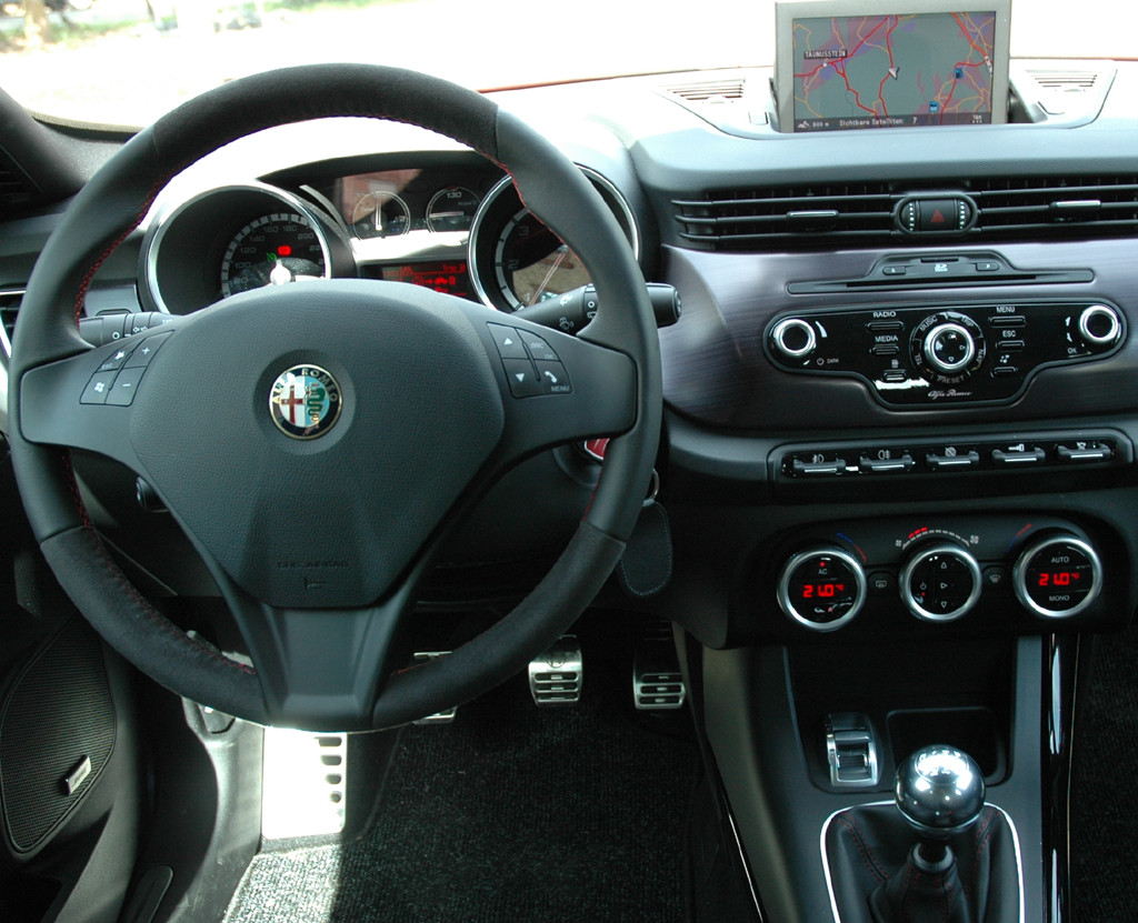 Alfa Romeo Giulietta.
