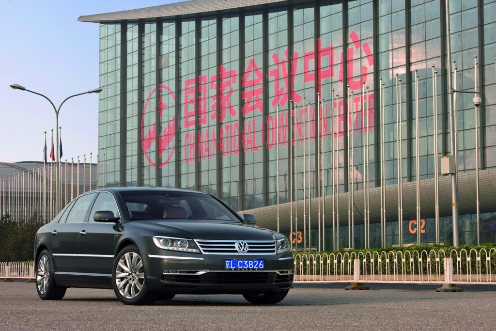 Auch der neue Phaeton spricht jetzt Chinesisch