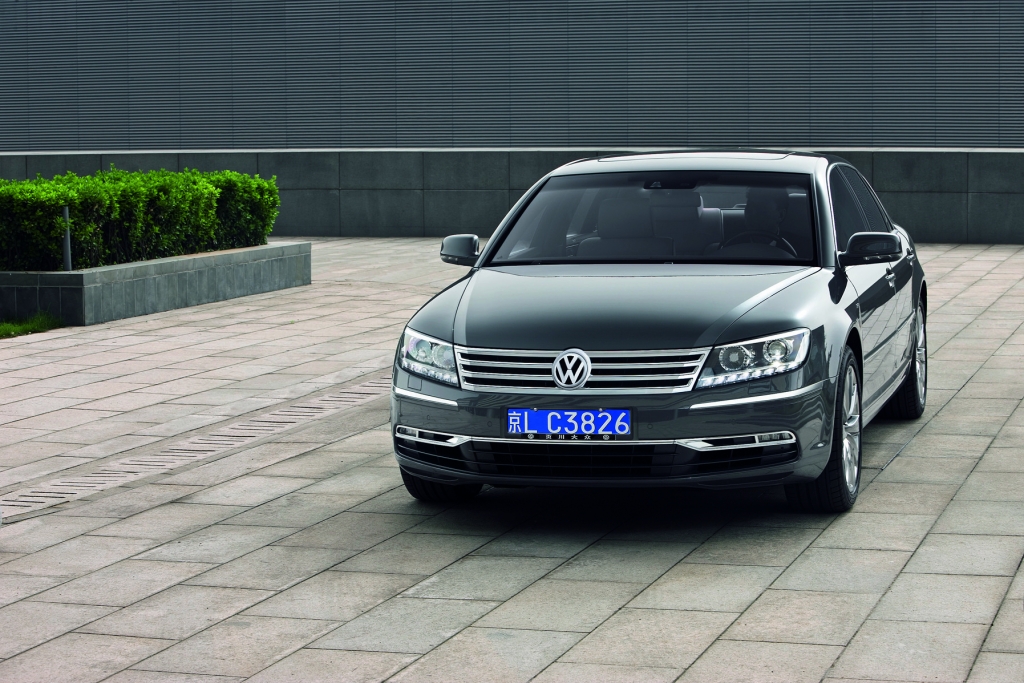 Auch der neue Phaeton spricht jetzt Chinesisch