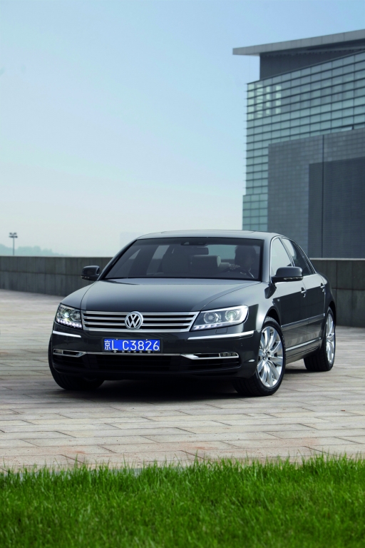 Auch der neue Phaeton spricht jetzt Chinesisch