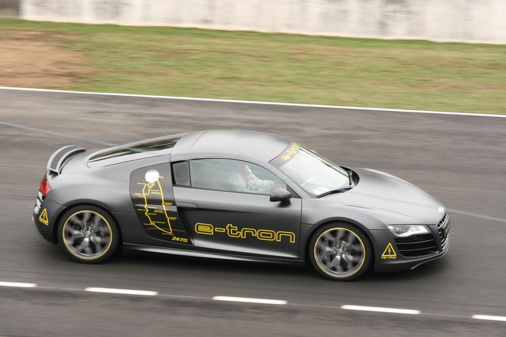 Audi R 8 E-tron.