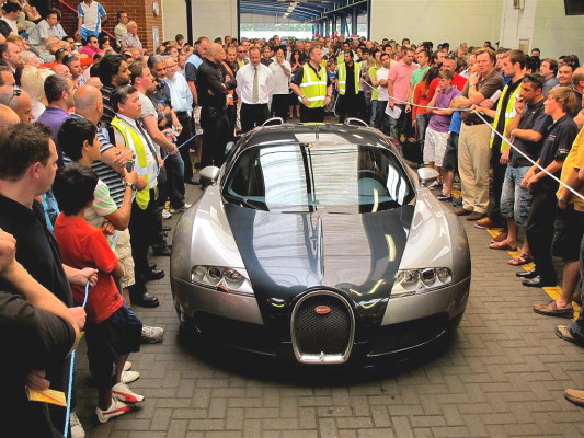 Bugatti Veyron für 760.000 Euro vermarktet
