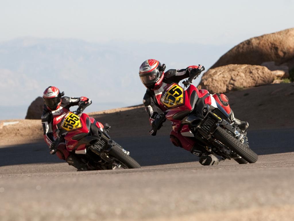 Ducati Multistrada 1200 gewann Rennen am Pikes Peak