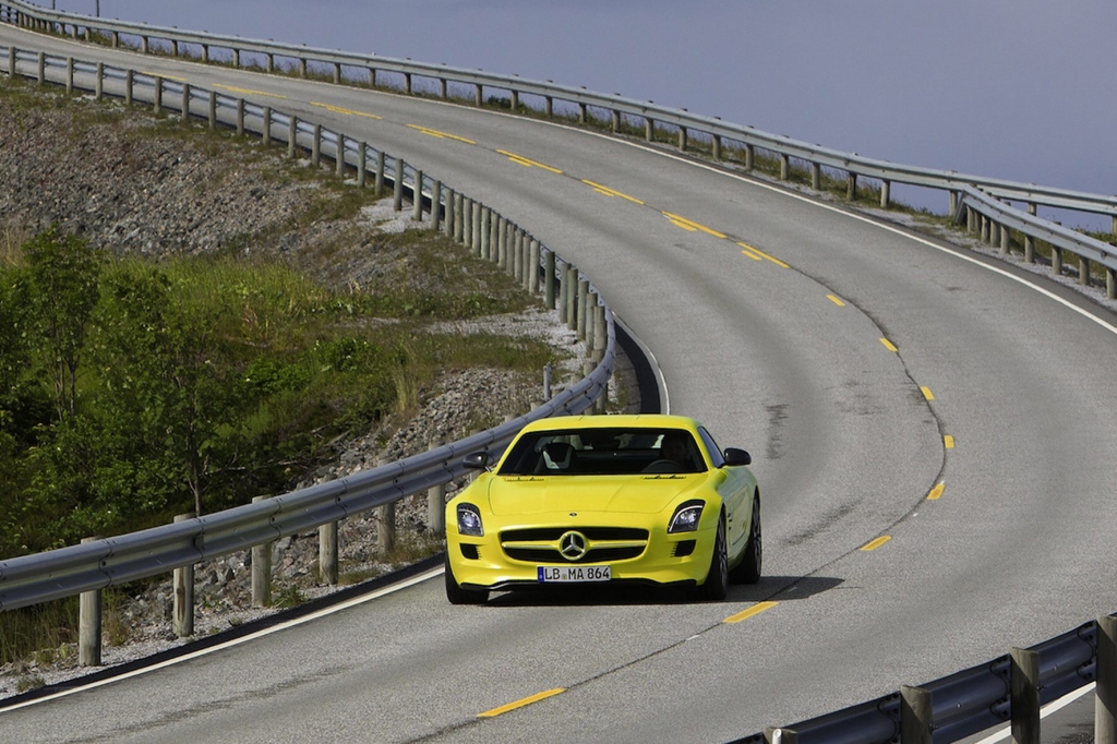 Erfahrungen mit dem Mercedes-Benz SLS AMG E-Cell: Saugeil