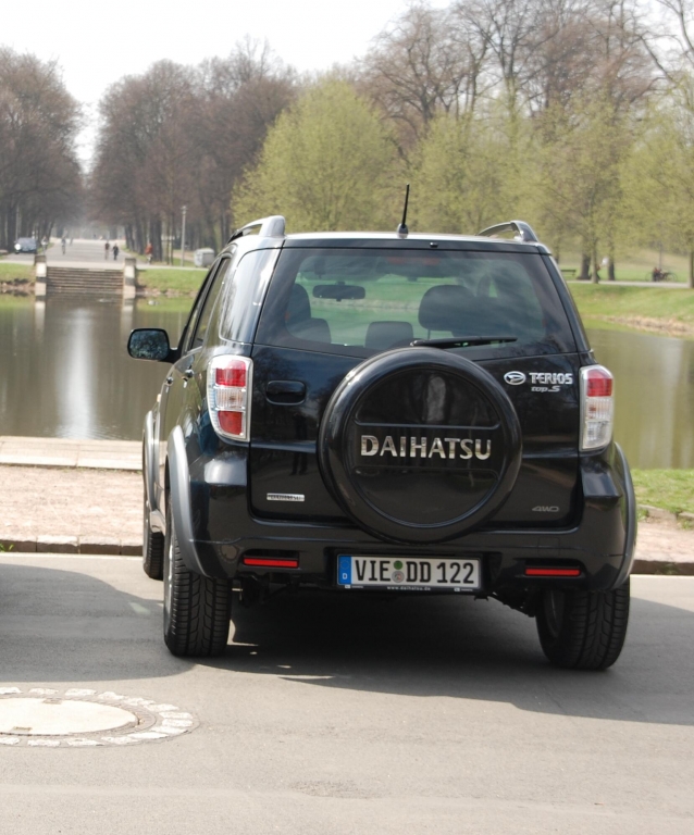 Fahrbericht Daihatsu Terios 4WD top S: Größe kommt von Innen