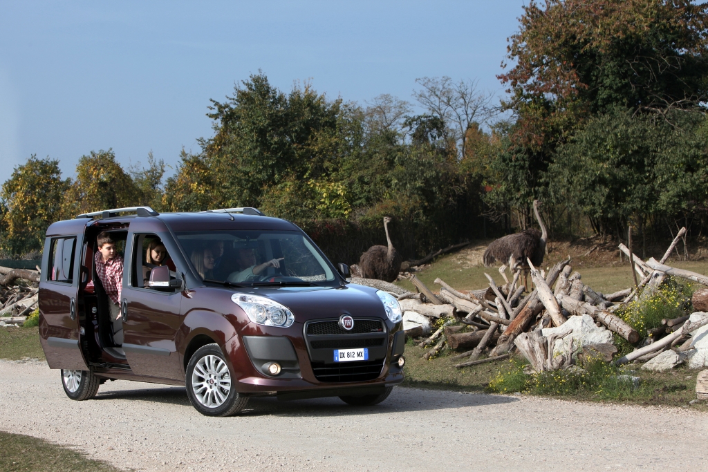 Fahrbericht Fiat Doblò Emotion 1.6 16V Multijet: Für fröhliche Freizeit