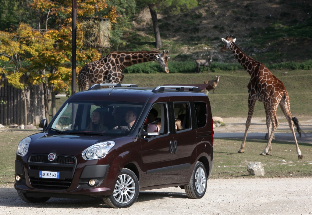 Fahrbericht Fiat Doblò Emotion 1.6 16V Multijet: Für fröhliche Freizeit