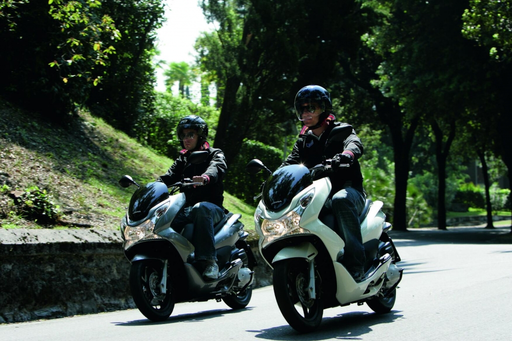 Fahrbericht Honda PCX 125: Optimierter Bestseller 