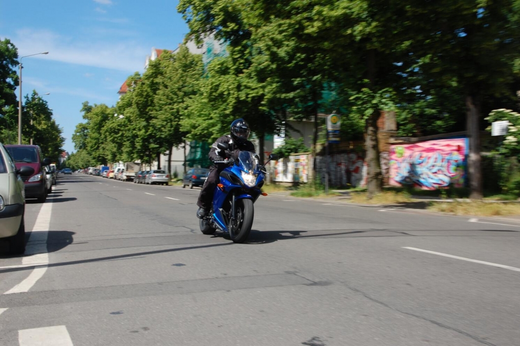 Fahrbericht Yamaha XJ6 Diversion F ABS: Kurvenspaß und Alltagsroutine