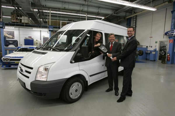 Ford-Chef übergibt sechsmillionsten Transit