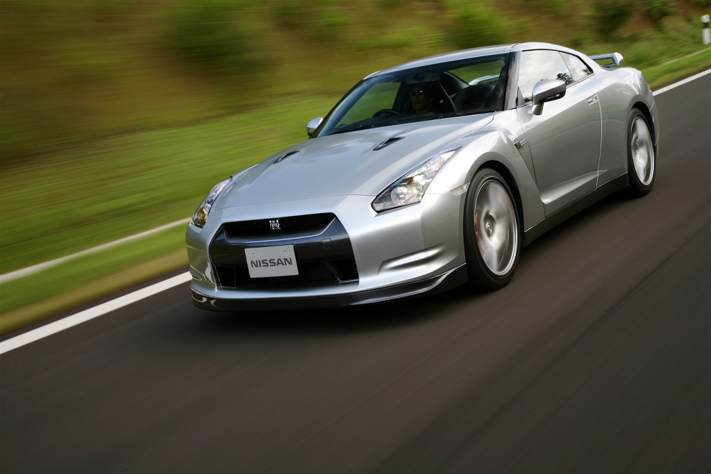 Formel 1-Stars und ihre Autos. Heute: Timo Glock. Glock fährt privat einen Nissan GT-R.