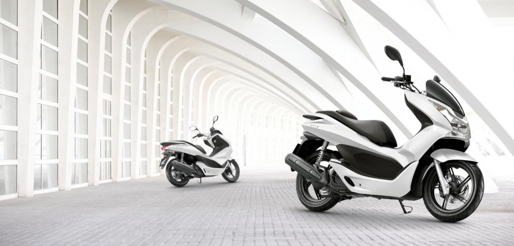 Honda PCX: Erster Roller mit Leerlaufabschaltung erhältlich 