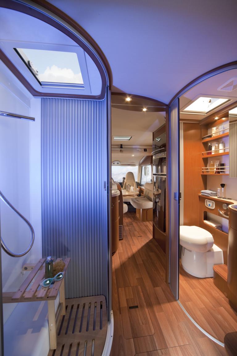 Hymer B 694.