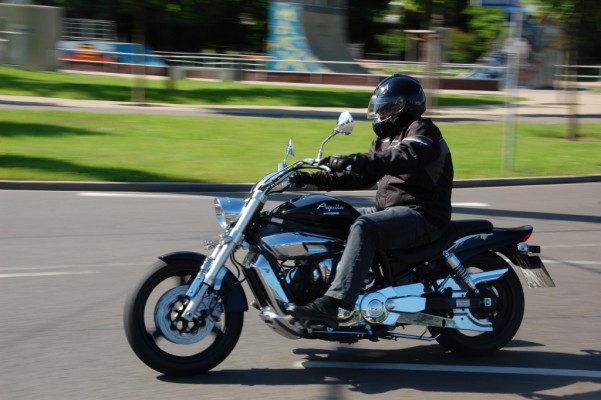 Hyosung Aquila GV 650i: Durchzugstarkes Harley-Schnäppchen