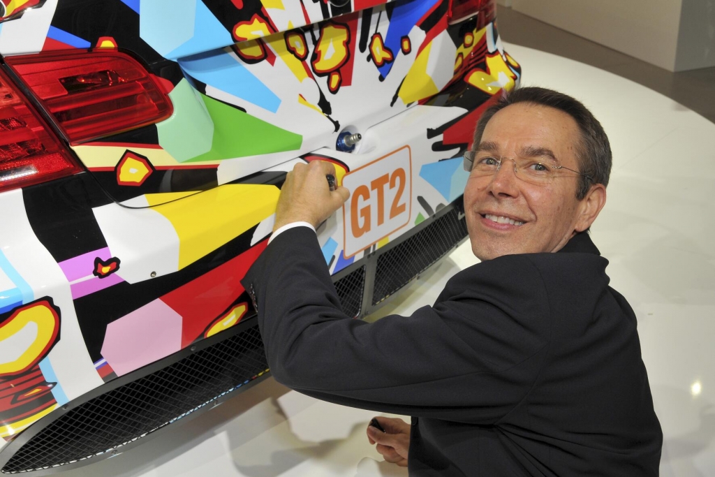 In Paris enthüllt: Jeff Koons’ BMW M 3 GT2 Art Car für Le Mans