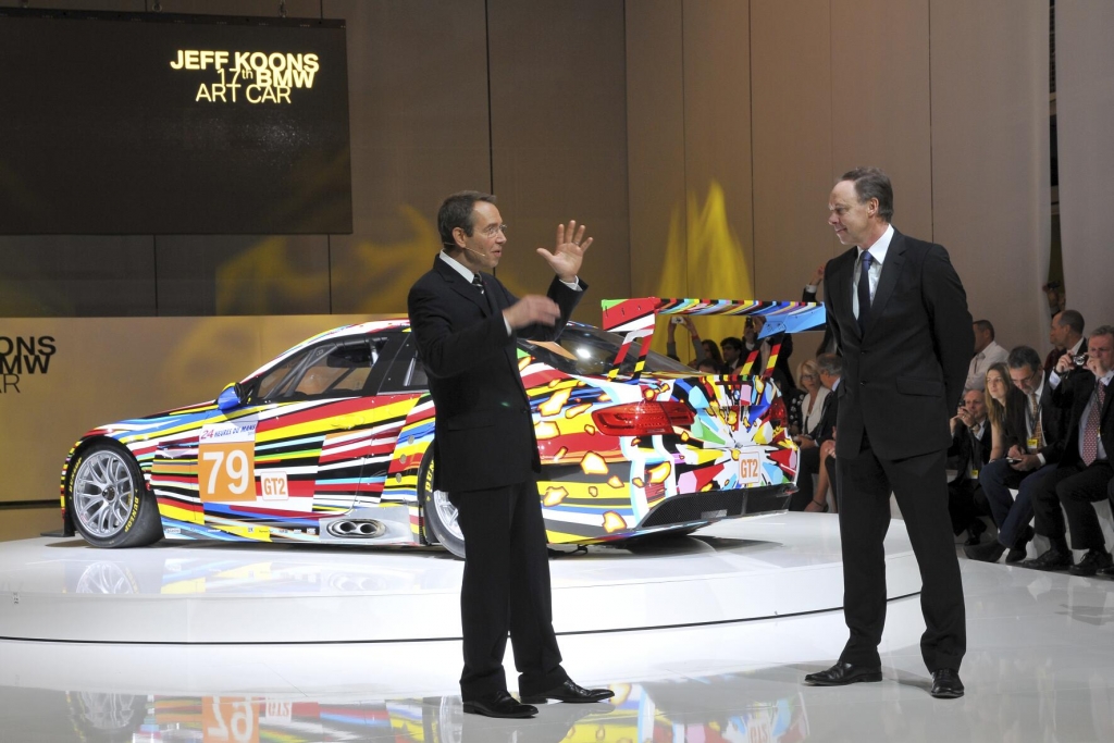 In Paris enthüllt: Jeff Koons’ BMW M 3 GT2 Art Car für Le Mans