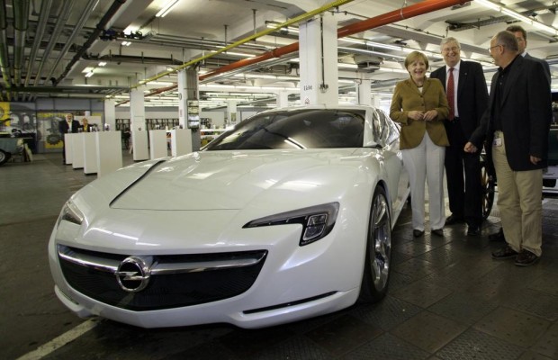 Kanzlerin Merkel bei Opel