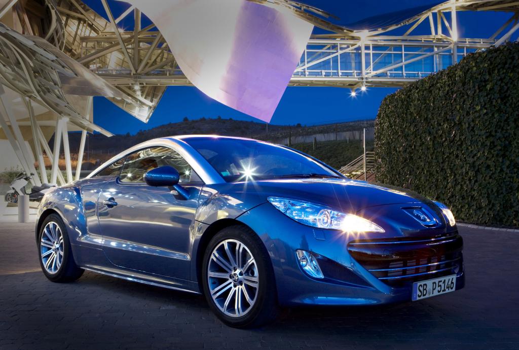 Konfigurator und iPhone-Applikation ergänzen Internetauftritt des RCZ