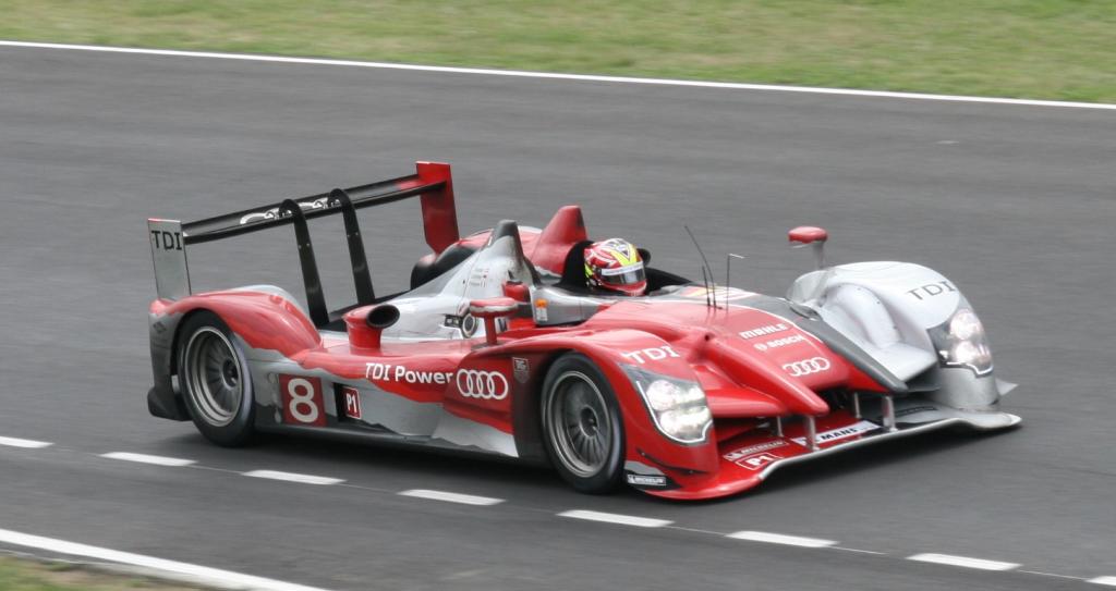 Le Mans 2010: Audi holt Dreifach-Sieg