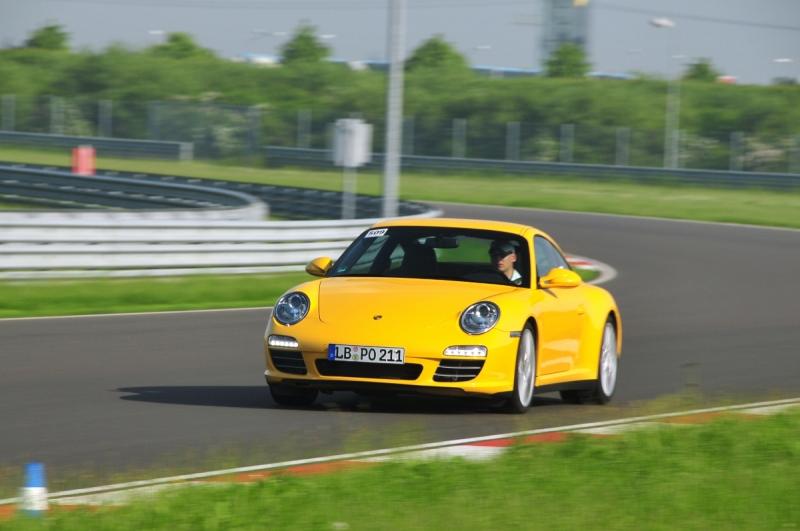 Lernen fürs Leben. Oder: Wie man einen Porsche richtig fährt.