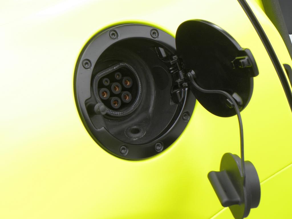 Mercedes-Benz SLS AMG E-Cell.