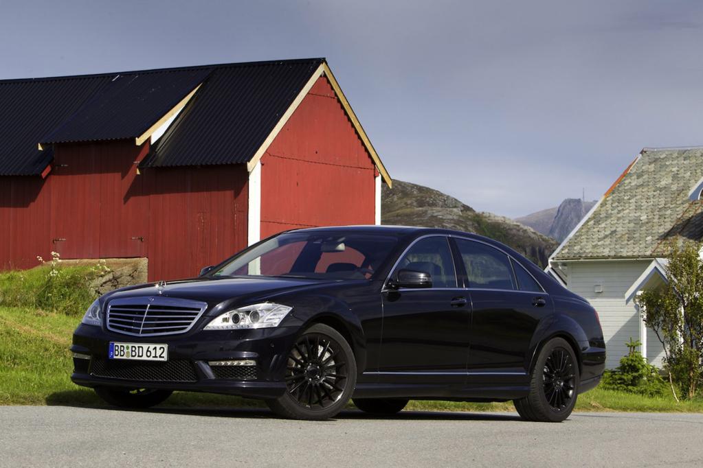 Mercedes S 63 AMG: Schwarzer Kater 