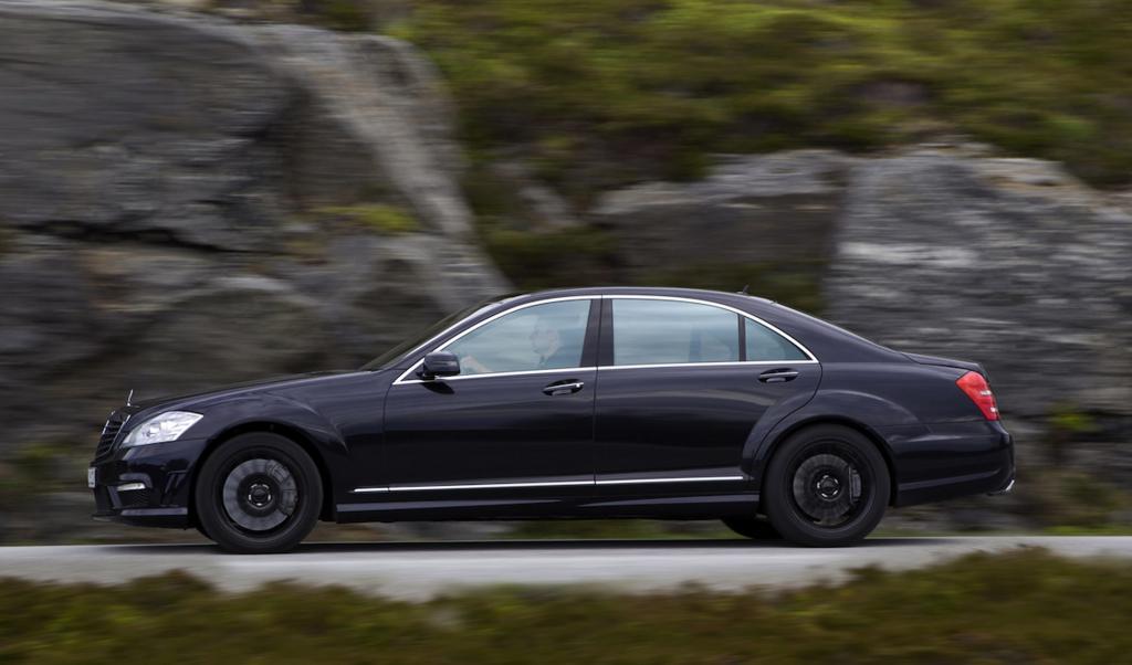 Mercedes S 63 AMG: Schwarzer Kater 