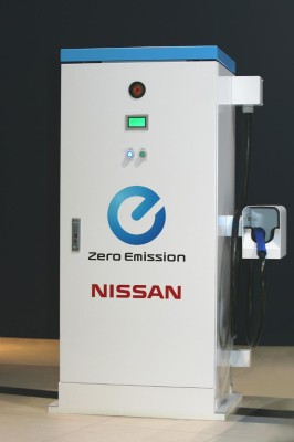 Nissan vertreibt Schnellladesysteme für Elektrofahrzeuge