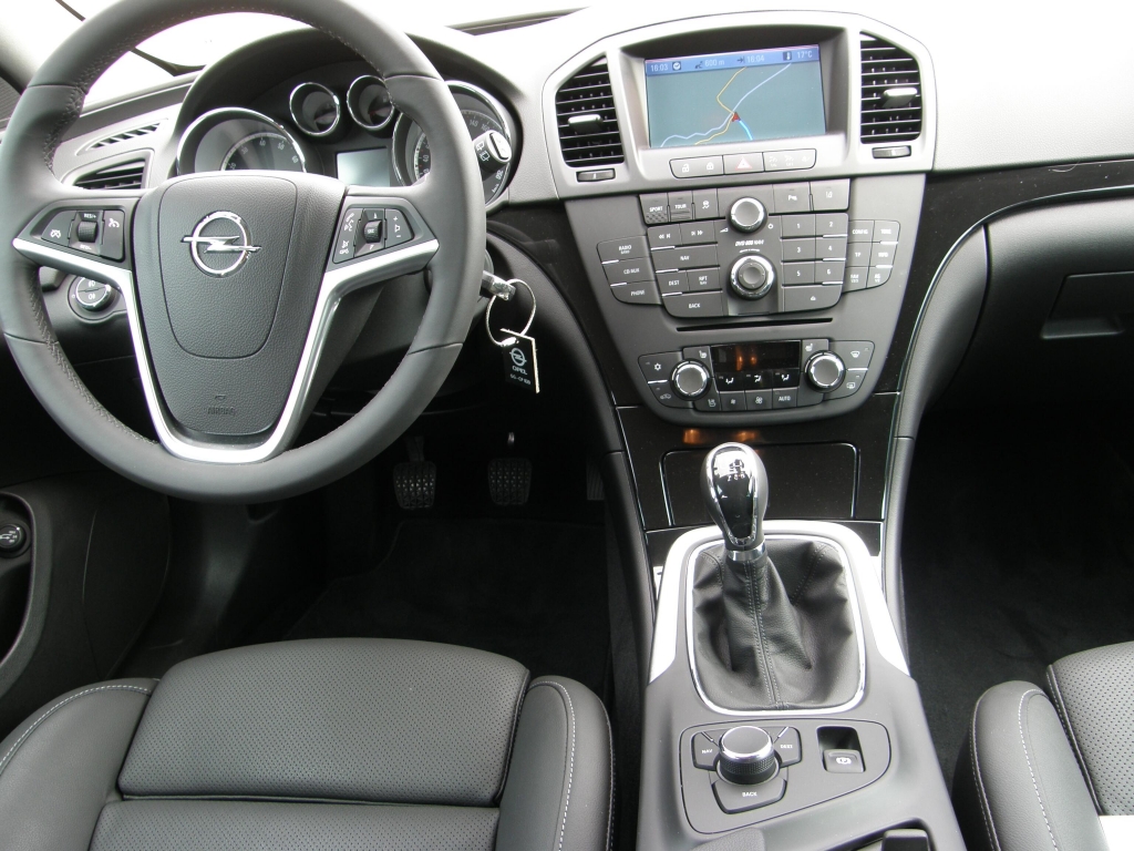 Opel Insignia Sports Tourer 2.0 CDTI 4x4: Diesel(n) auf allen Vieren