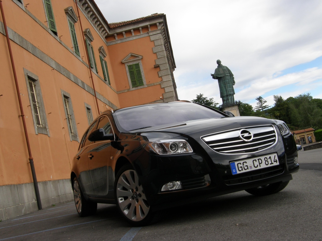 Opel Insignia Sports Tourer 2.0 CDTI 4x4: Diesel(n) auf allen Vieren