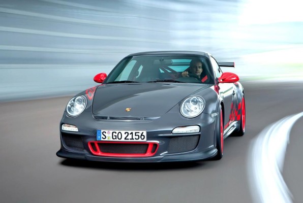 Porsche mit dreimal Gold bei ''sport-auto''-Leserwahl