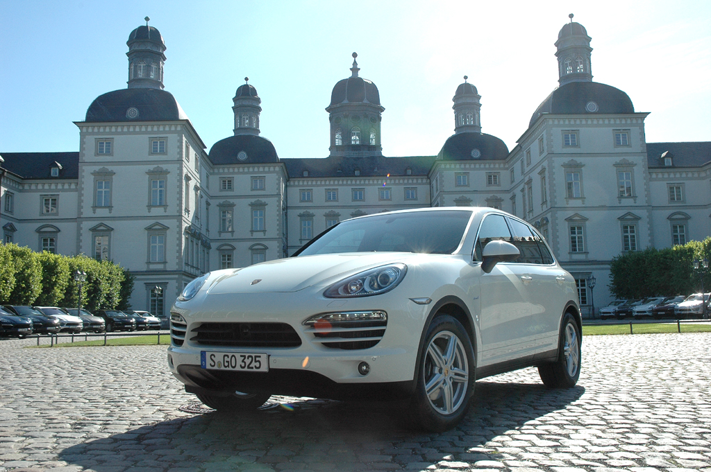 Porsches neue Cayenne-Sechszylinder: Benziner jetzt mit 300 PS, Diesel braucht zwei Liter weniger
