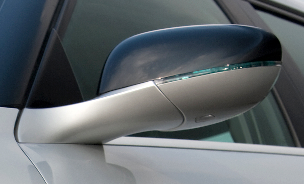 Saab 9-5: Blick auf Außenspiegel.