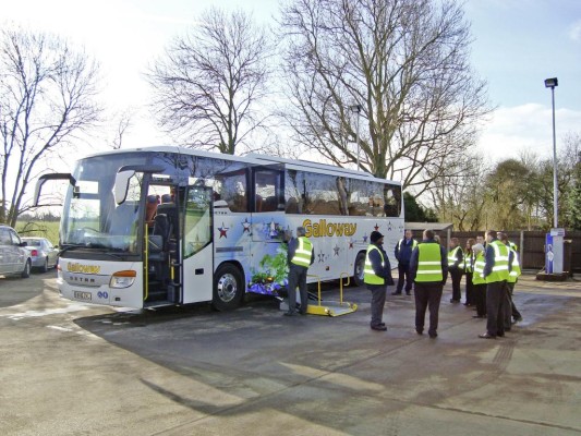 Setra S 415 GT-HD mit Behindertenlift in England ausgezeichnet
