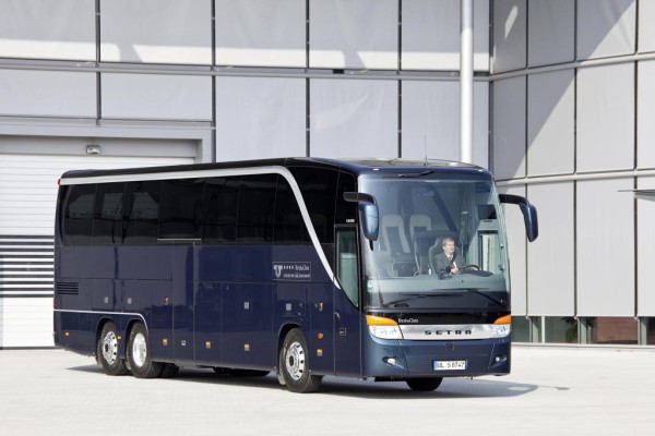 Setra mit zwei TopClass Reisebussen auf dem RDA Workshop in Köln