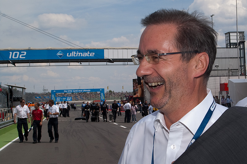 Spengler siegt auf dem EuroSpeedway und baut Gesamtführung aus 