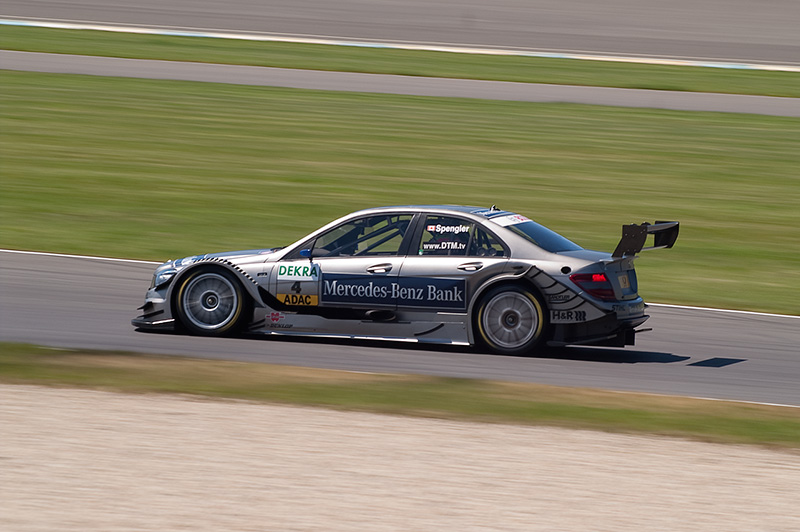 Spengler siegt auf dem EuroSpeedway und baut Gesamtführung aus 