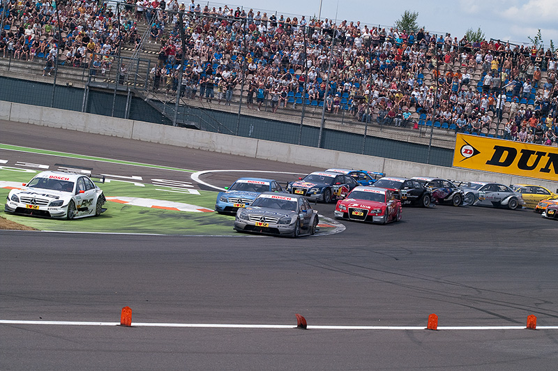 Spengler siegt auf dem EuroSpeedway und baut Gesamtführung aus 